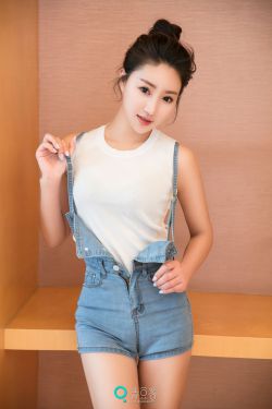 美女脱光衣服网站